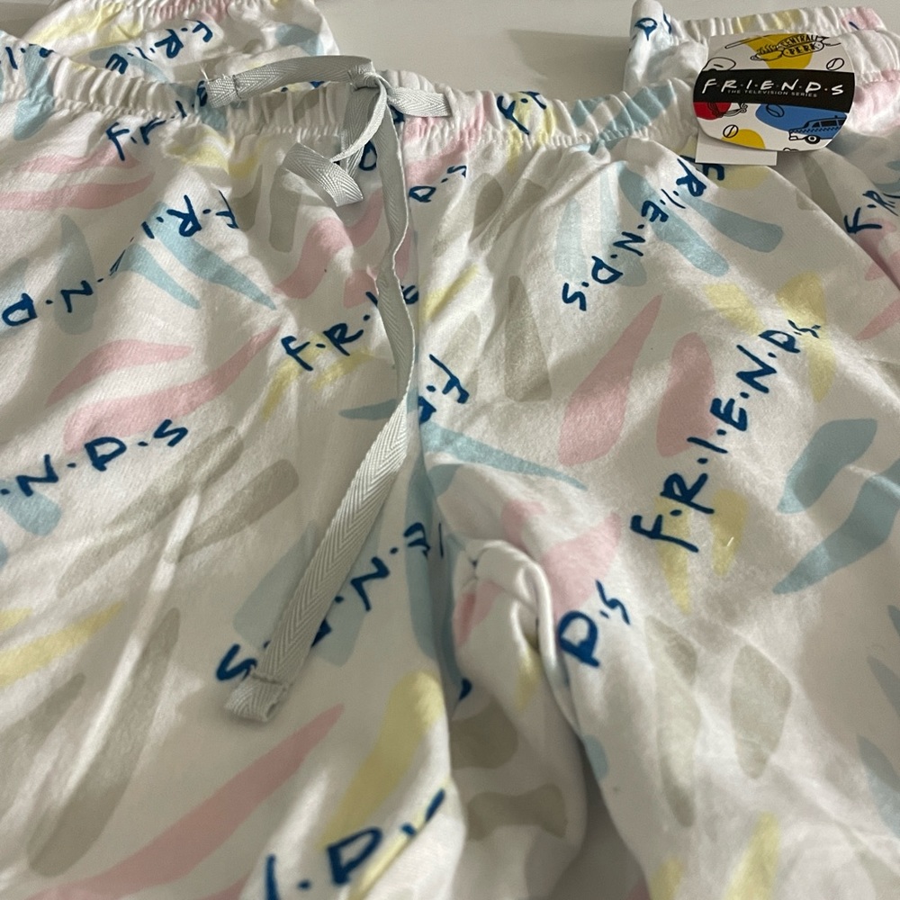 F.R.I.E.N.D.S Pajama Pants Women’s Size L